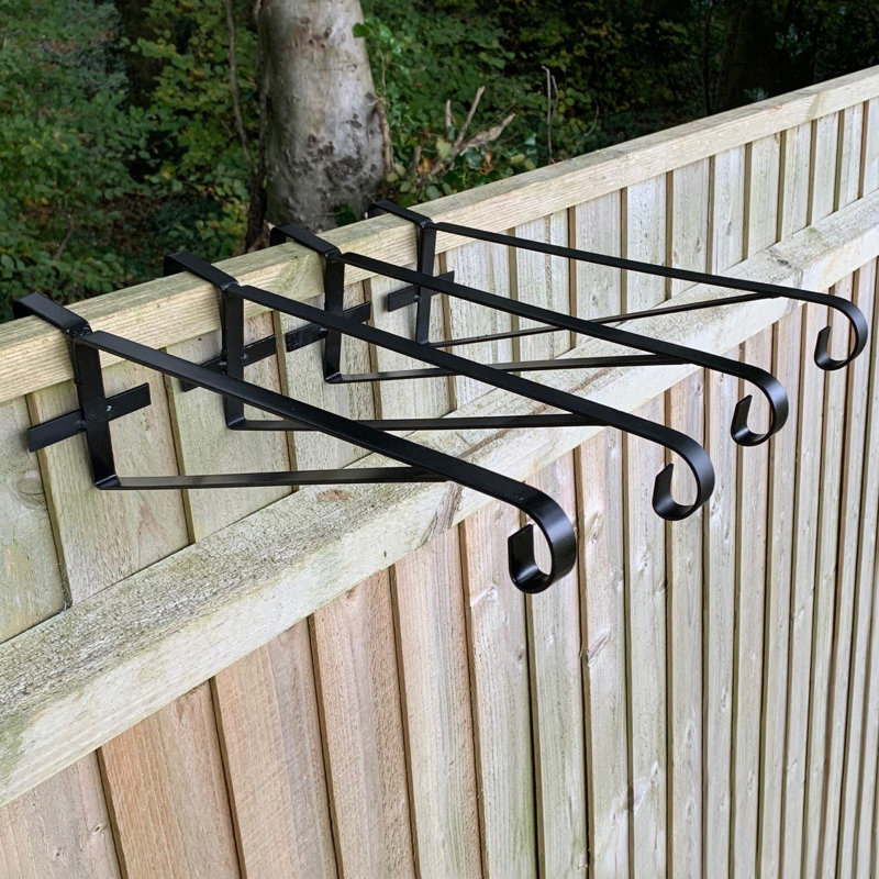 Amiraka Plant Stand