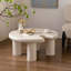 Ensemble de tables basses circulaires beige crème pour le salon