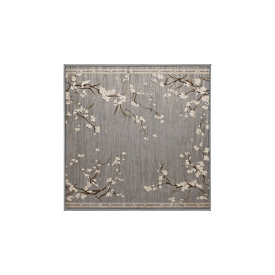 Tapis gris soyeux et moelleux