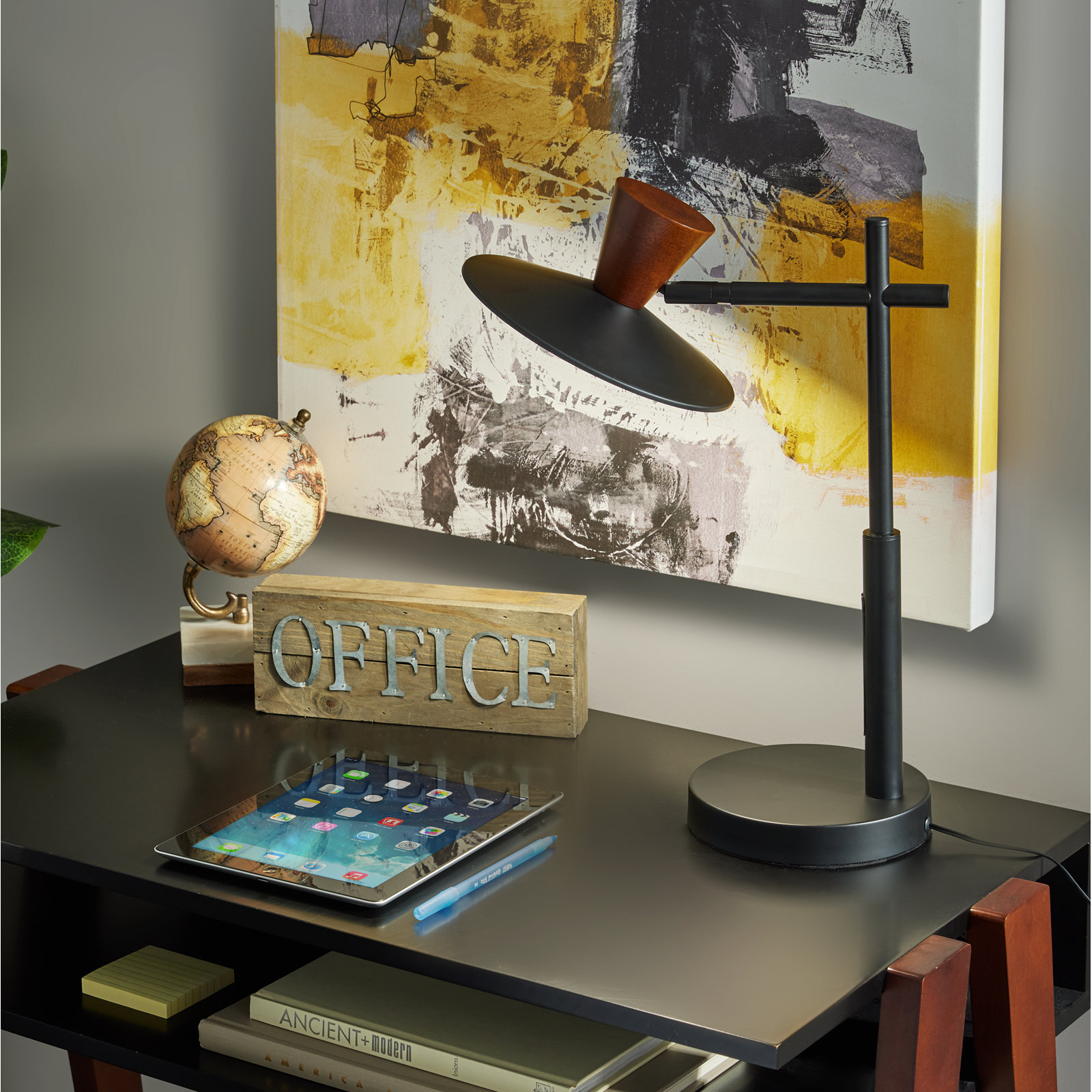 Chloë Metal USB Desk Lamp