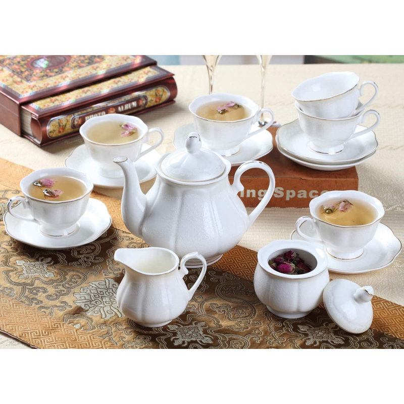 White Lotus Shape Porcelain Tea Set with Gold Trim