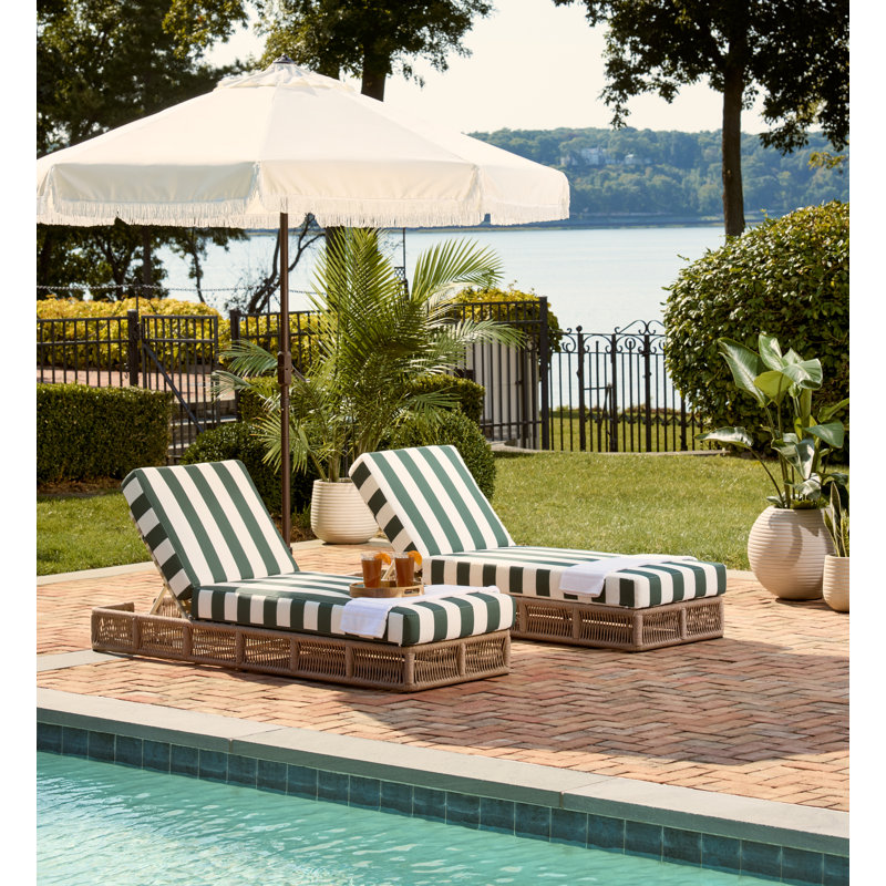 Langley Outdoor Chaise Lounge, Green/White