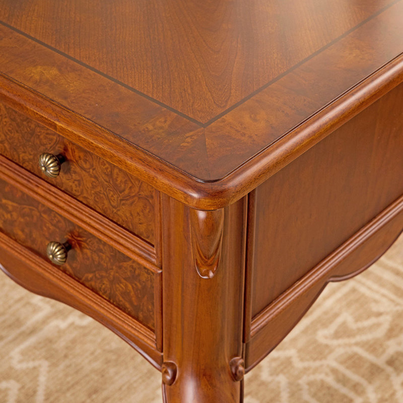 Bureau d'écriture rétro en bois massif brun simple