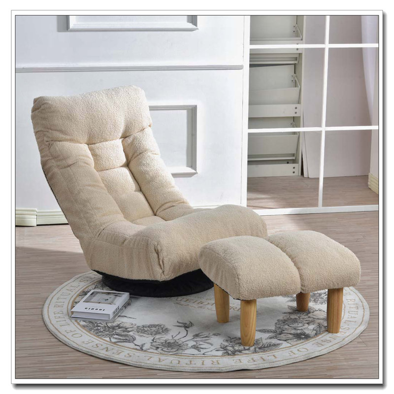 Chaise rembourrée avec repose-pieds