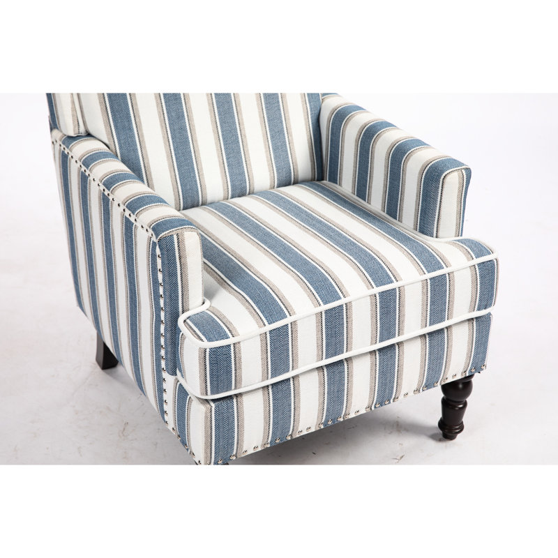 Fauteuil rembourré en lin rayé bleu et blanc pour le salon, design rétro avec garniture cloutée, fauteuil confortable