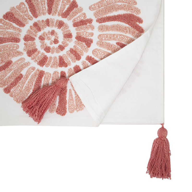 Chemin de table rose en coton à spirale brodé rose avec pampille l 16 po x L 72 po