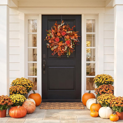 Couronne de citrouille d'automne pour la porte d'entrée avec baies, feuilles mélangées et fleurs sauvages, couronne rustique de récolte d'automne pour porche, mur, maison de campagne et décoration saisonnière