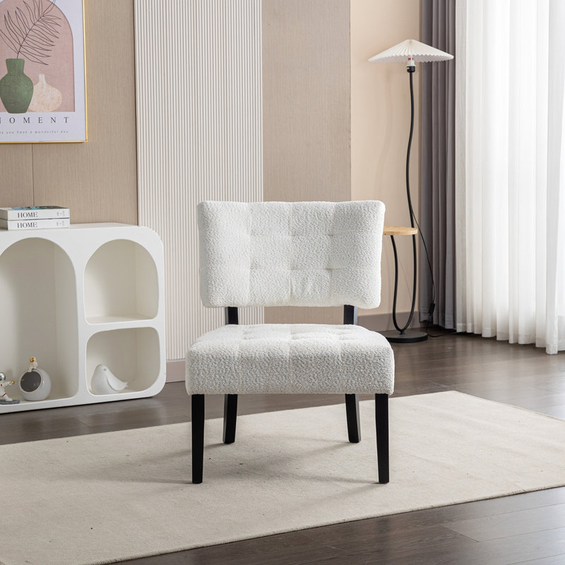 Chaise de chambre à coucher sans accoudoirs capitonnée 31,09 po Christabelle