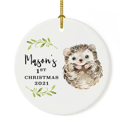 Ornement de Noël personnalisé 1ère 20x Nom personnalisé premier arbre de Noël pour bébé Hérisson 2,8 "rond porcelaine souvenir en céramique pour nouveau-né 1-paquet avec ruban de corde d'or et boîte