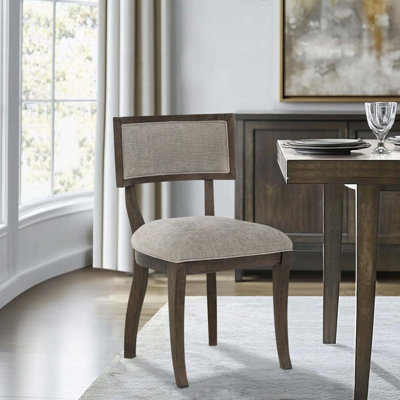 Chaise rembourrée