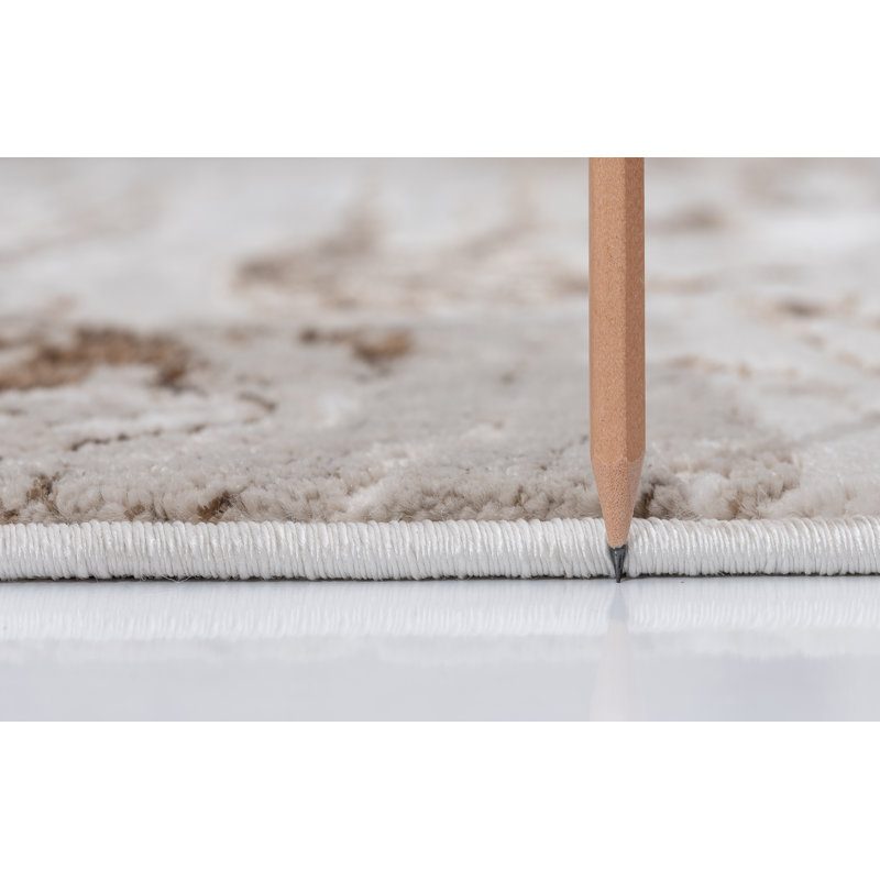 Tapis crème, Rectangle 5 pi 2 po x 7 pi 5 po