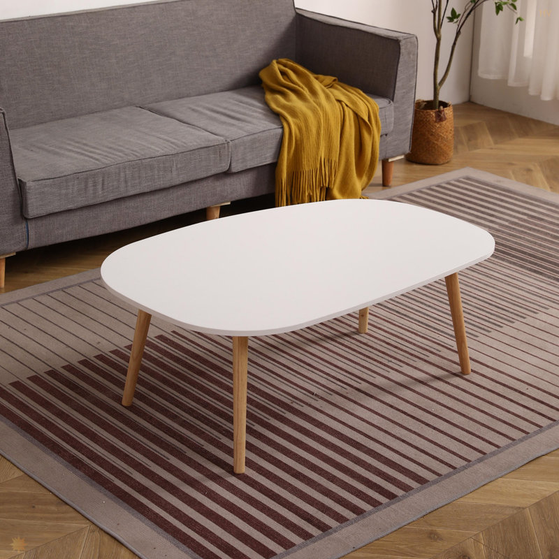 Table basse en forme d'arc