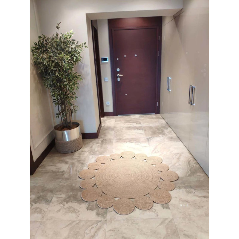 Tapis Olalla, Rond 4 pi 11 po