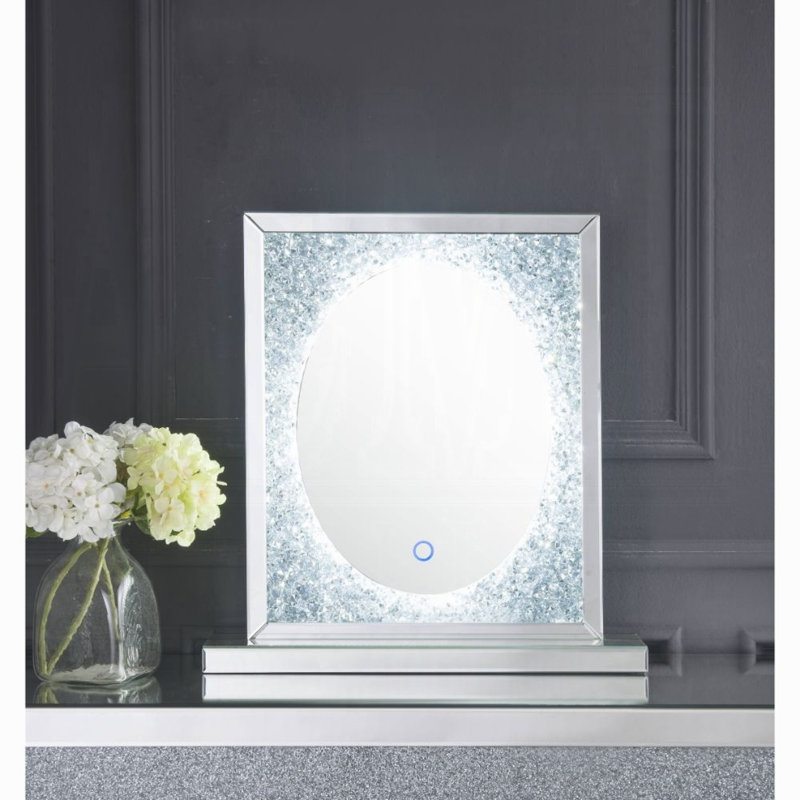 Noralie Mirror