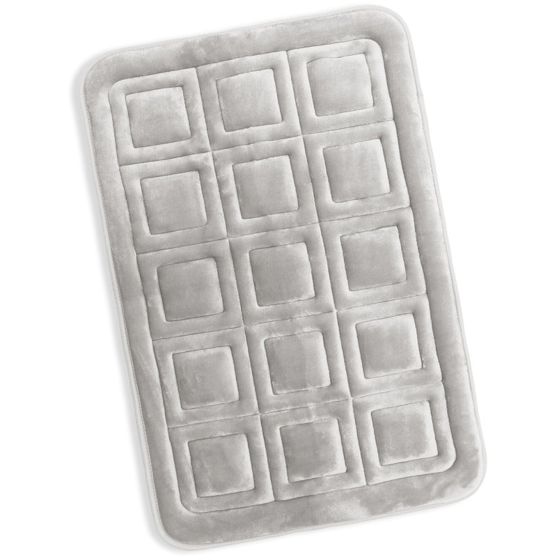 Ultra Soft Absorbent Memory Foam Waffled Bath Rug, 20" W x 32" L, Silver