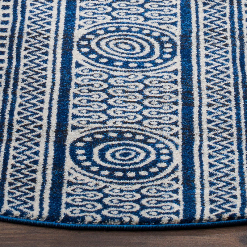 Allard Performance Geometric Rug, Round 6'7"
