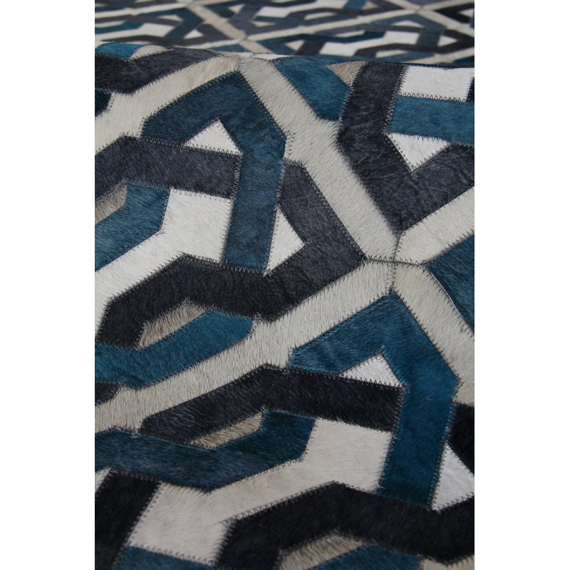 Natural Hide Cowhide Geometric Area Rug, Rectangle 5' x 8'