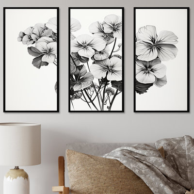 Minimalism Black And White Geraniums - Geraniums Canvas Art Set