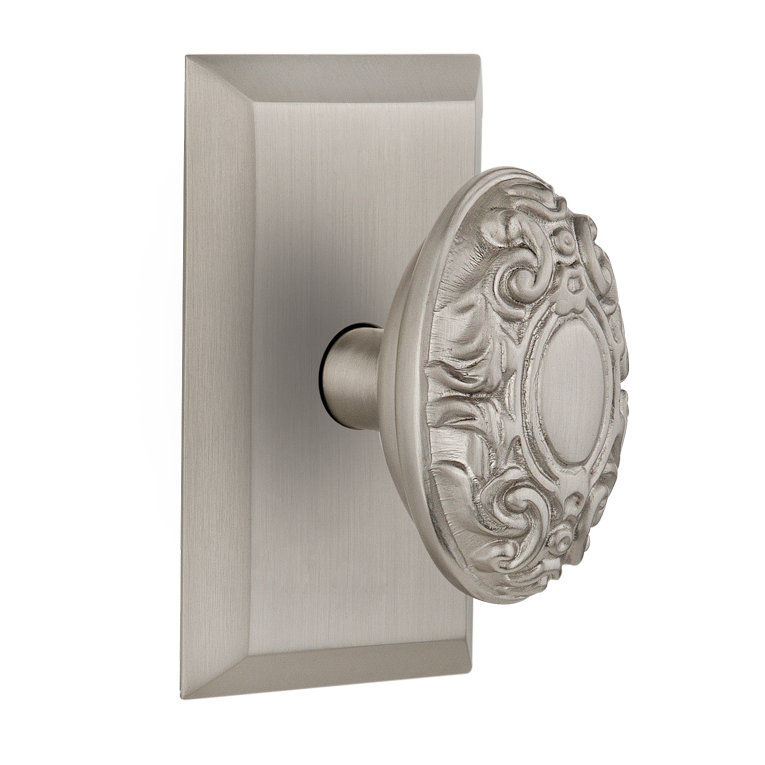 Studio Plate with Victorian Door Knob, Satin Nickel