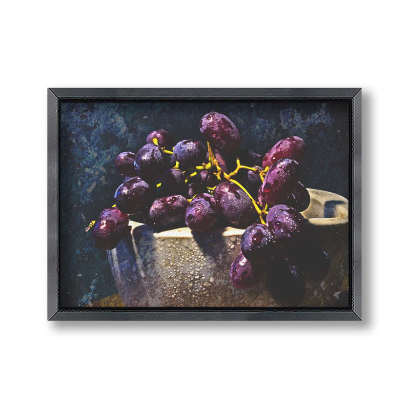 Raisins mauves par Hal Halli. Impression sur papier - Montée et encadrée, H 40 po x l 52 po