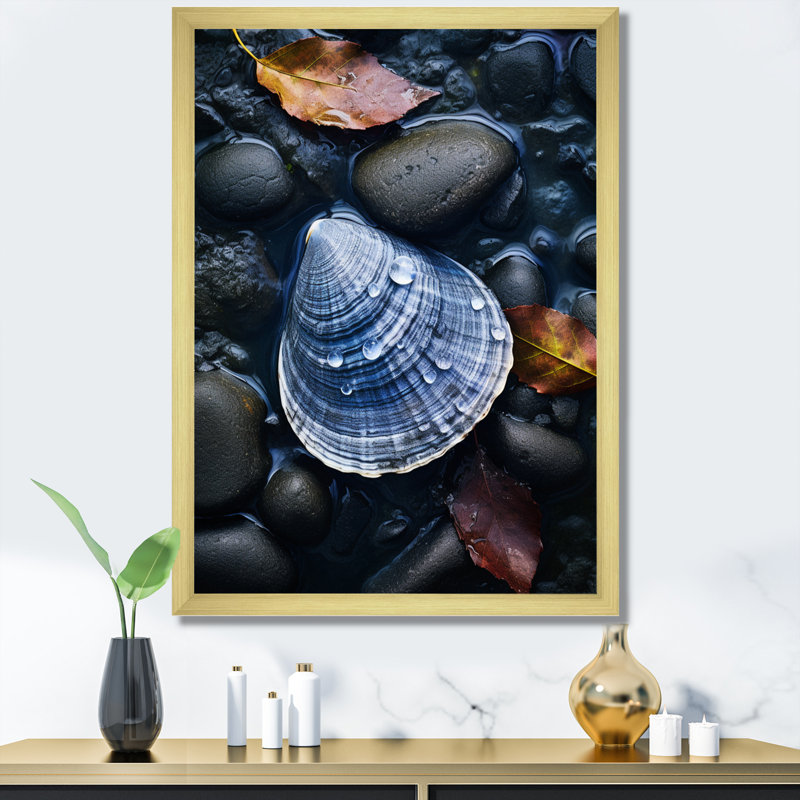 «Kapellen Grey Clam Dappled Profondeurs», reproduction sur toile, Encadrement doré, H 20 po x l 12 po x P 1 po