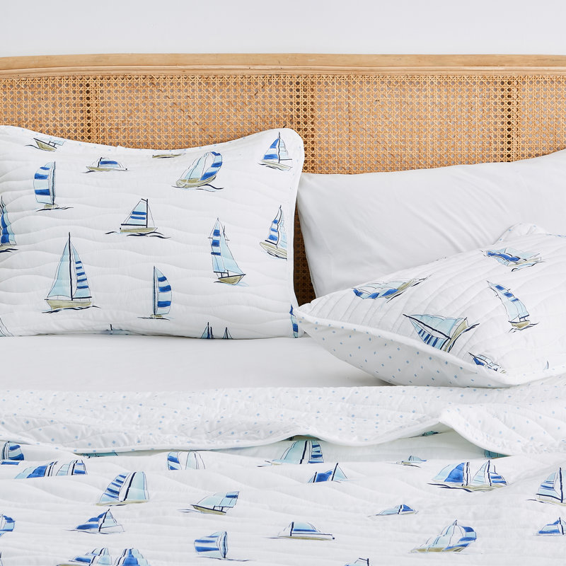 Blue Seashell Reversible Quilt Set with Shams, King Quilt + 2 King Shams, Blue Watercolor Sailboats