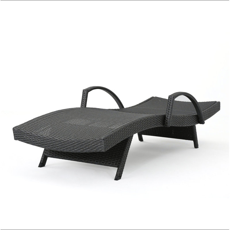 Fauteuil en osier avec accoudoirs Salem