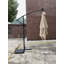 Parasol de patio extérieur à énergie solaire à DEL avec manivelle et croix-1178394763