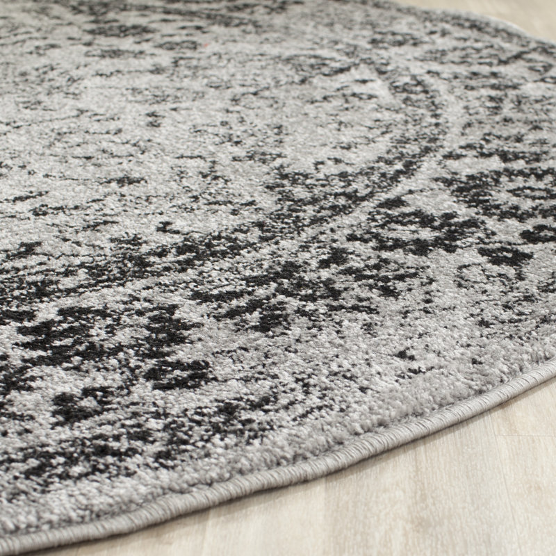 Nicarla Performance Oriental Rug, Round 8'