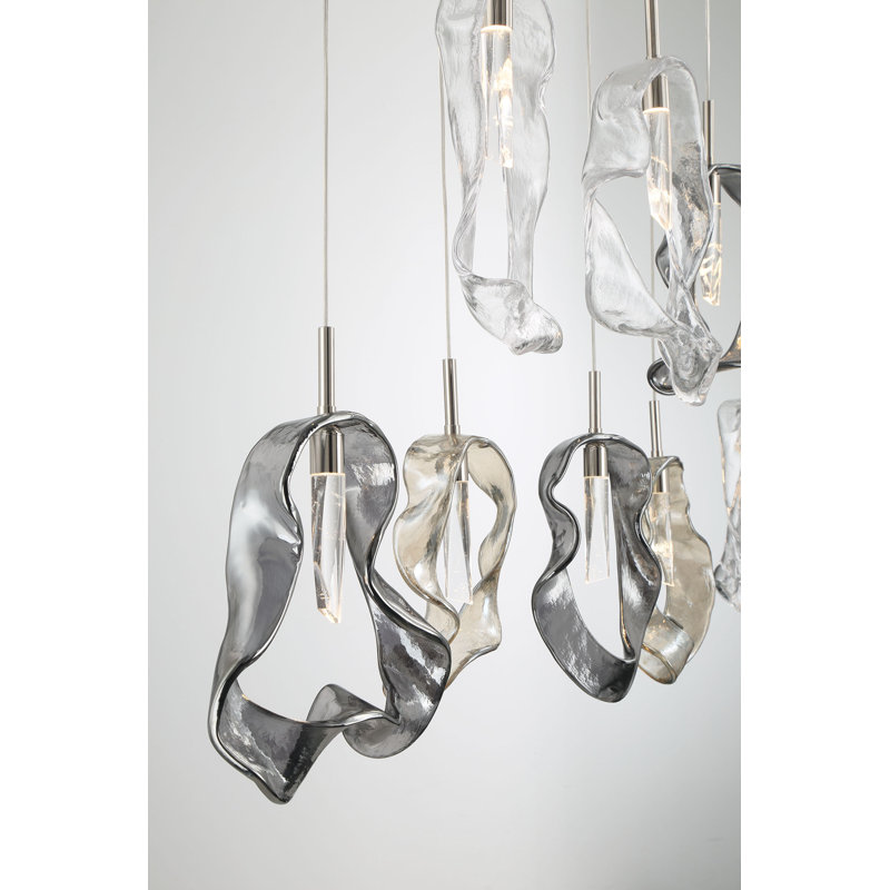 Lustre 51 po Norah, Nickel poli