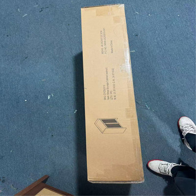 Armoire à chaussures de 42,5 po de hauteur en rotin avec portes, armoire de rangement à 6 niveaux avec tablettes réglables, armoire à chaussures autoportante en bois pour hall d'entrée, couloir, salon