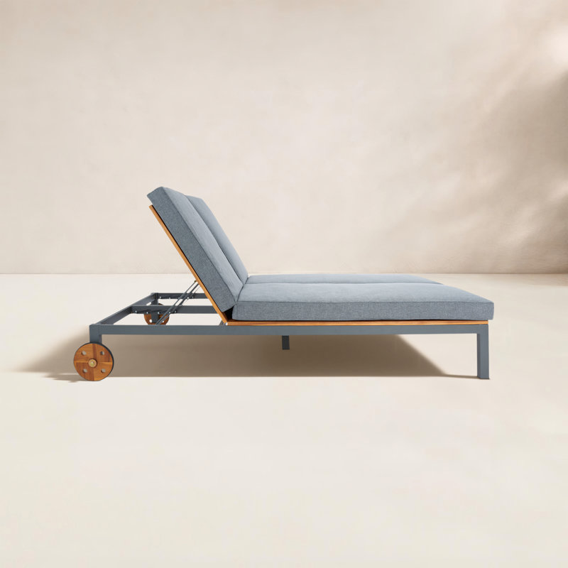 Outdoor Lounge Chair, Gray