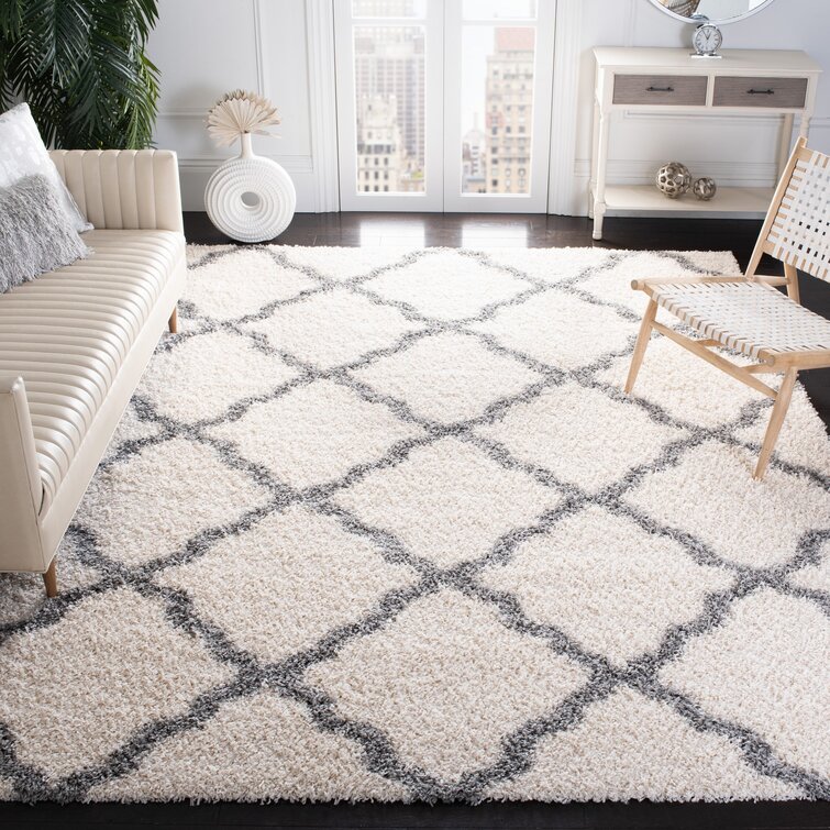 https://assets.wfcdn.com/im/97052850/resize-h755-w755%5Ecompr-r85/1315/131590435/Alonnah+Flatweave+Performance+Rug.jpg