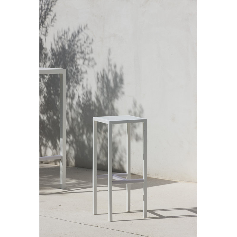 Conrad Outdoor Lounge Chair, Graphite
