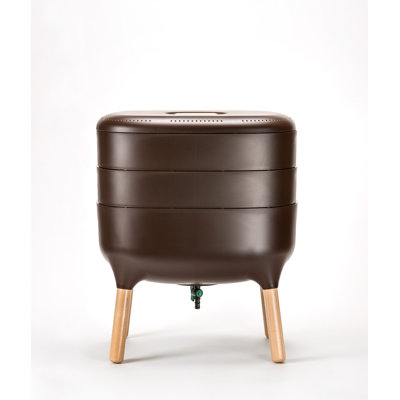 7,4 gallons Bac à vers