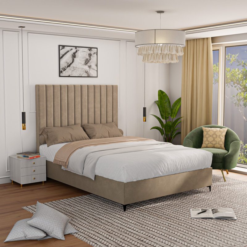 Lit plateforme tapissier en velours de luxe avec tête de lit, base de qualité supérieure, aucun sommier tapissier requis