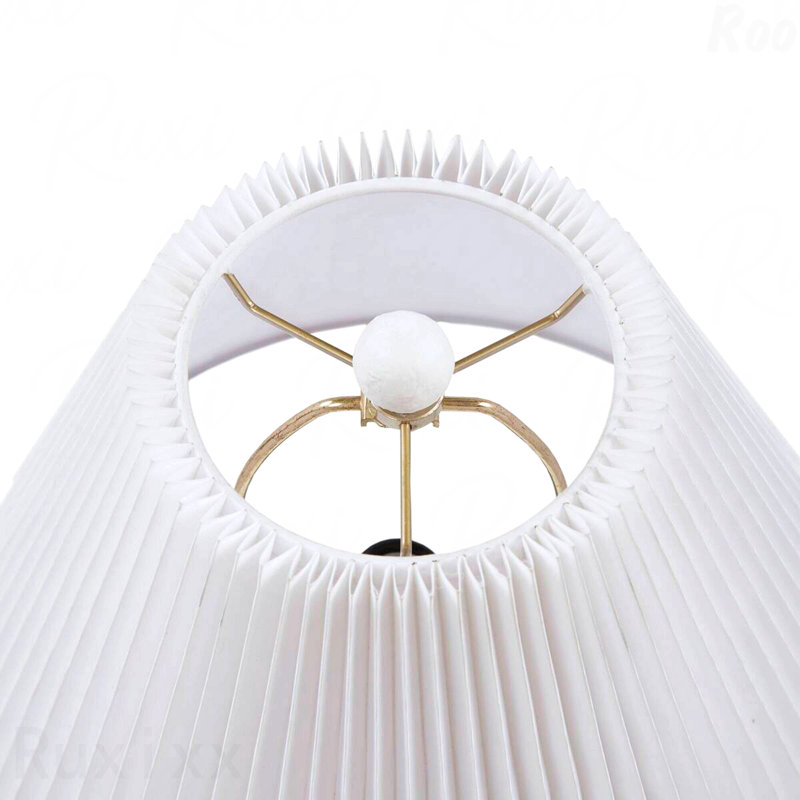 Lampe de table - Matériau céramique, abat-jour cannelé