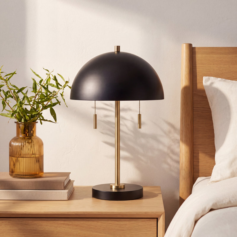 Devyn Iron Table Lamp