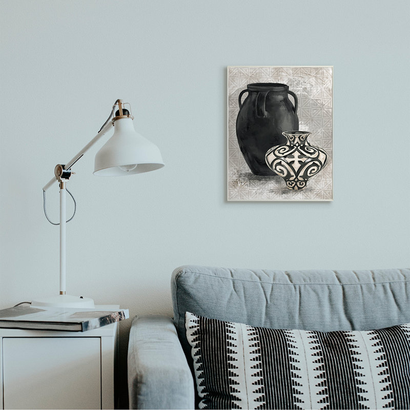 «Ornate Ceramics over Gray» par Daphne Polselli, reproduction d'art graphique, Plaque murale, H 19 po x l 13 po x P 0,5 po