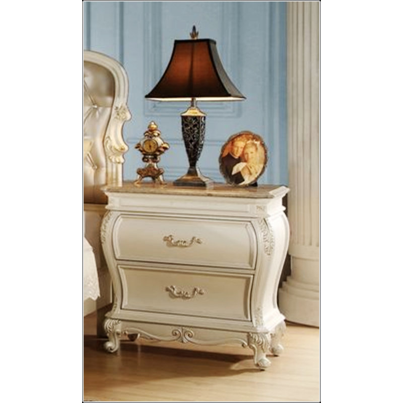 Table de chevet Chantelle à finition perle avec plateau en granite, parfaite pour les chambres élégantes et les solutions de rangement améliorées.