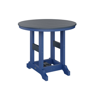 Garden Classic Outdoor Round Dining Table