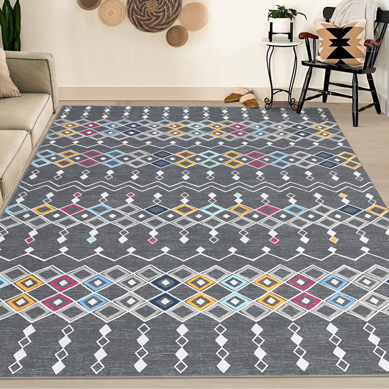 Kralovetz Washable Southwestern Indoor Rug, Rectangle 6' x 9'