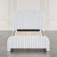 Lit tapissier Pearce-128836625