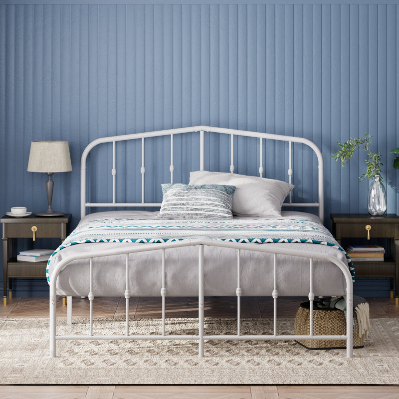 Holly Classic Metal Bed Frame, Double (4'6), White