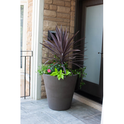 Strafford Self Watering Ribbed Pot Planter