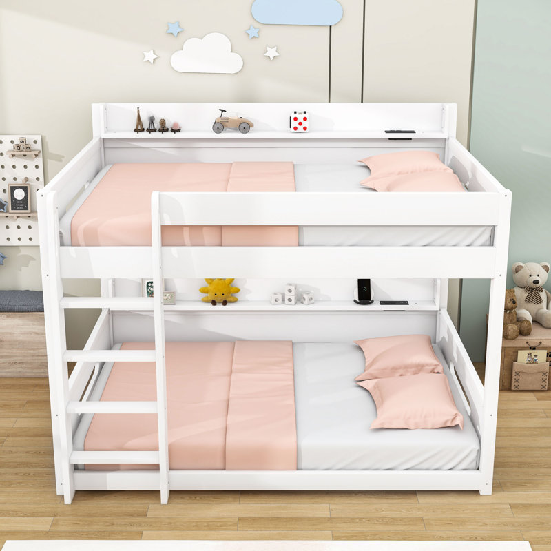Lit superposé grand sur grand avec tablettes de rangement intégrées et ports de chargement USB, échelle, Blanc
