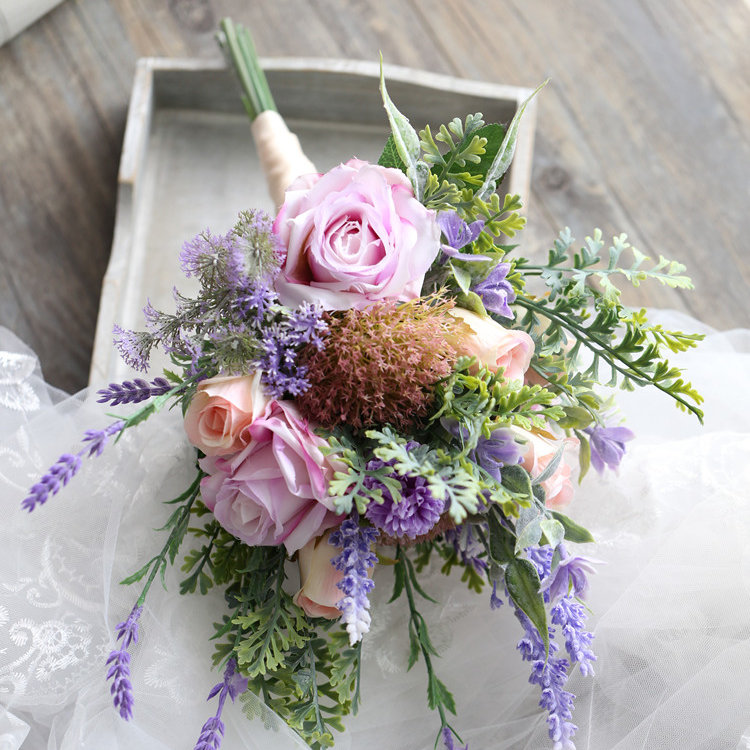 Agencement de fleurs en mélange de vert et de la pièce maîtresse, Mauve, H 9,8 po x l 9,1 po x p 9,1 po