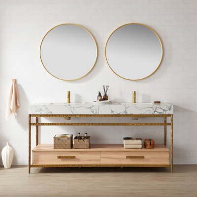 Meuble-lavabo double 72 po Driden avec support en métal jaune bronze et plateau en pierre composite blanche
