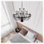 Lustre 24 lumières en fer noir mat avec détails en bois