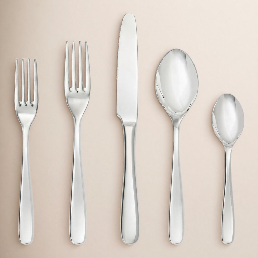 Grand City Flatware Set - Service for 4
